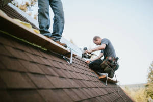 Local Roofers in Breckenridge, MO